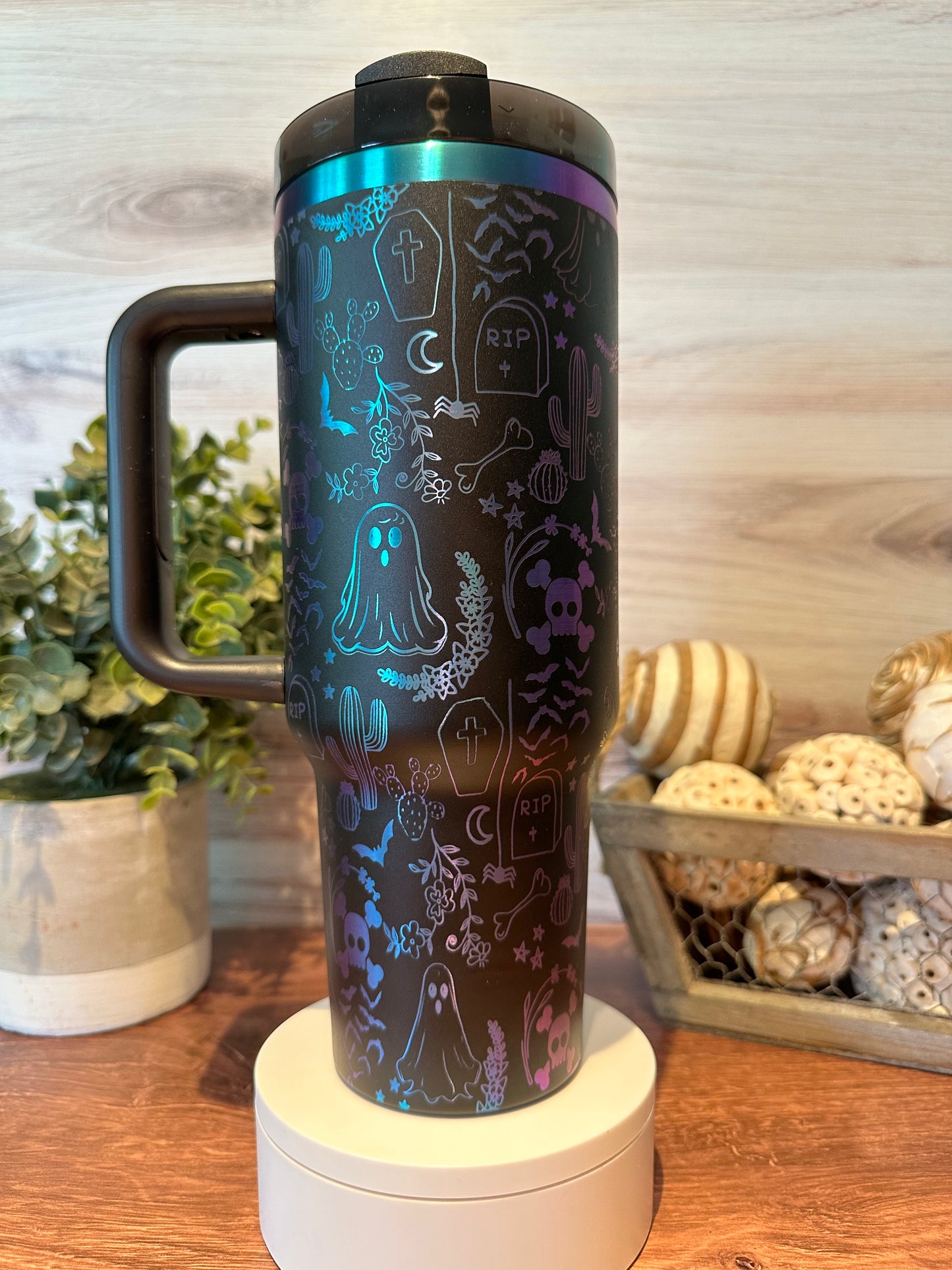 Halloween doodle 40oz handled tumbler.