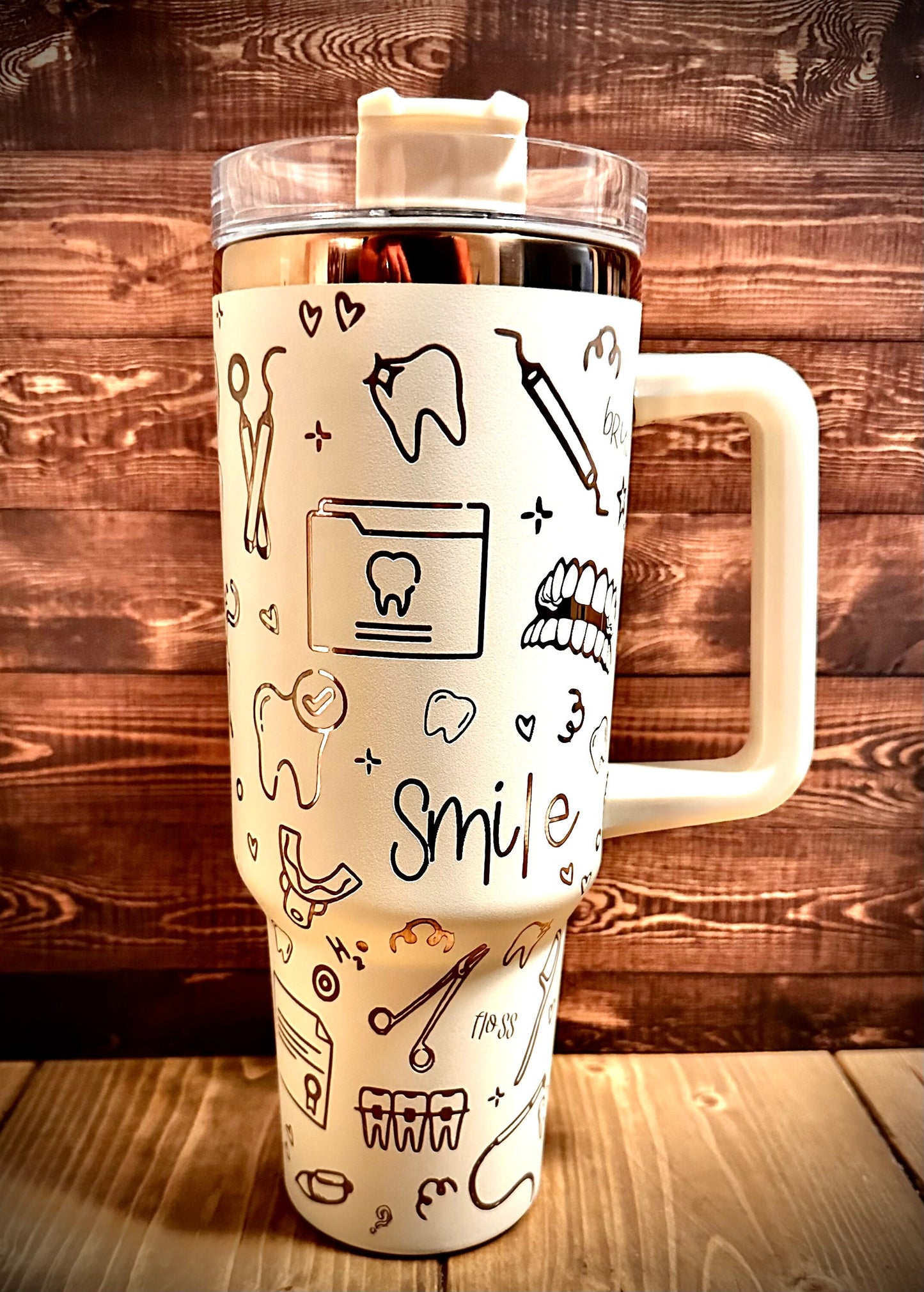 Cream and copper 40oz handled engraved dental assistant tumbler