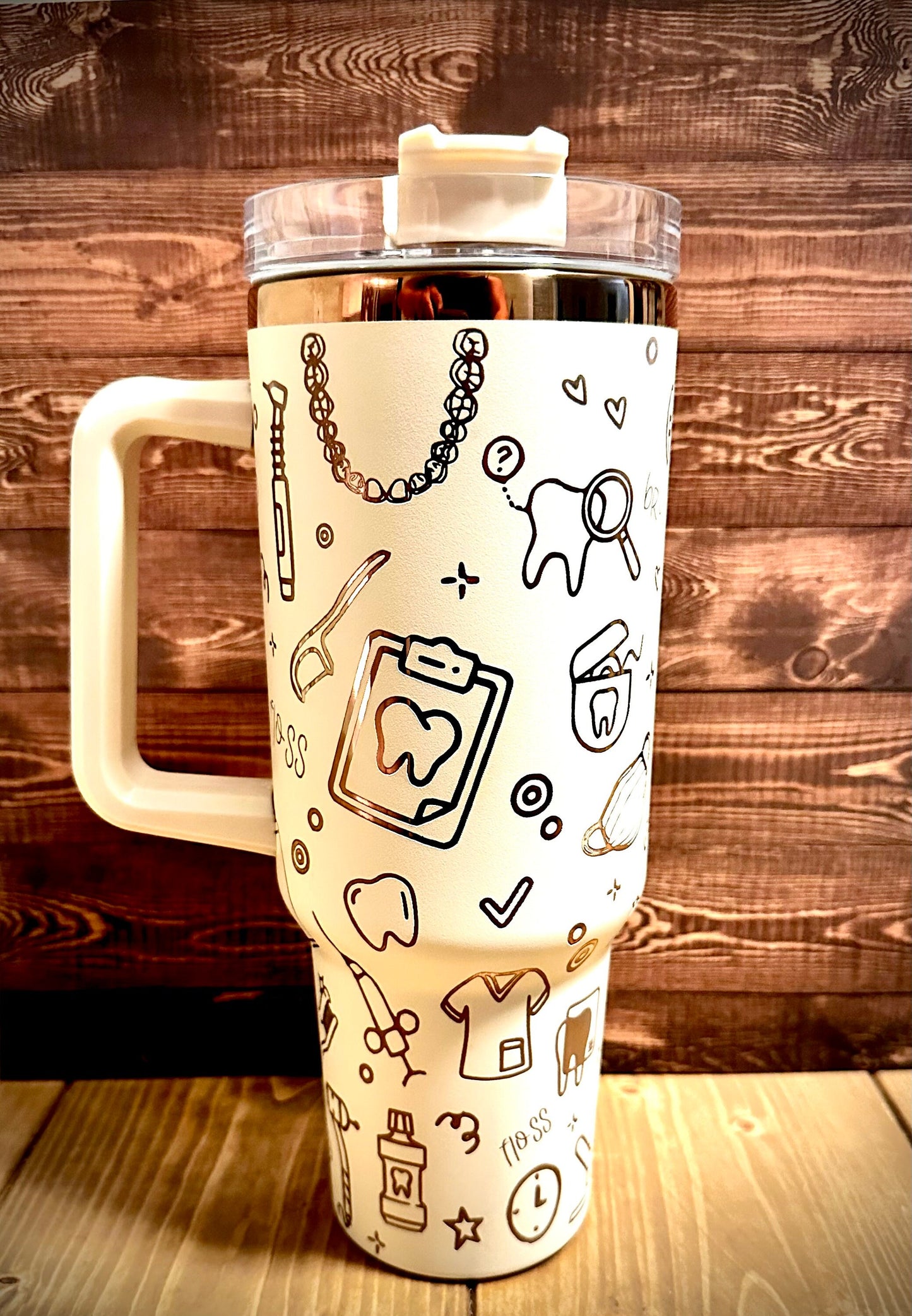 Cream and copper 40oz handled engraved dental assistant tumbler