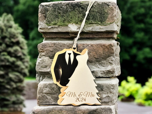 Mr and Mrs wedding attire ornament