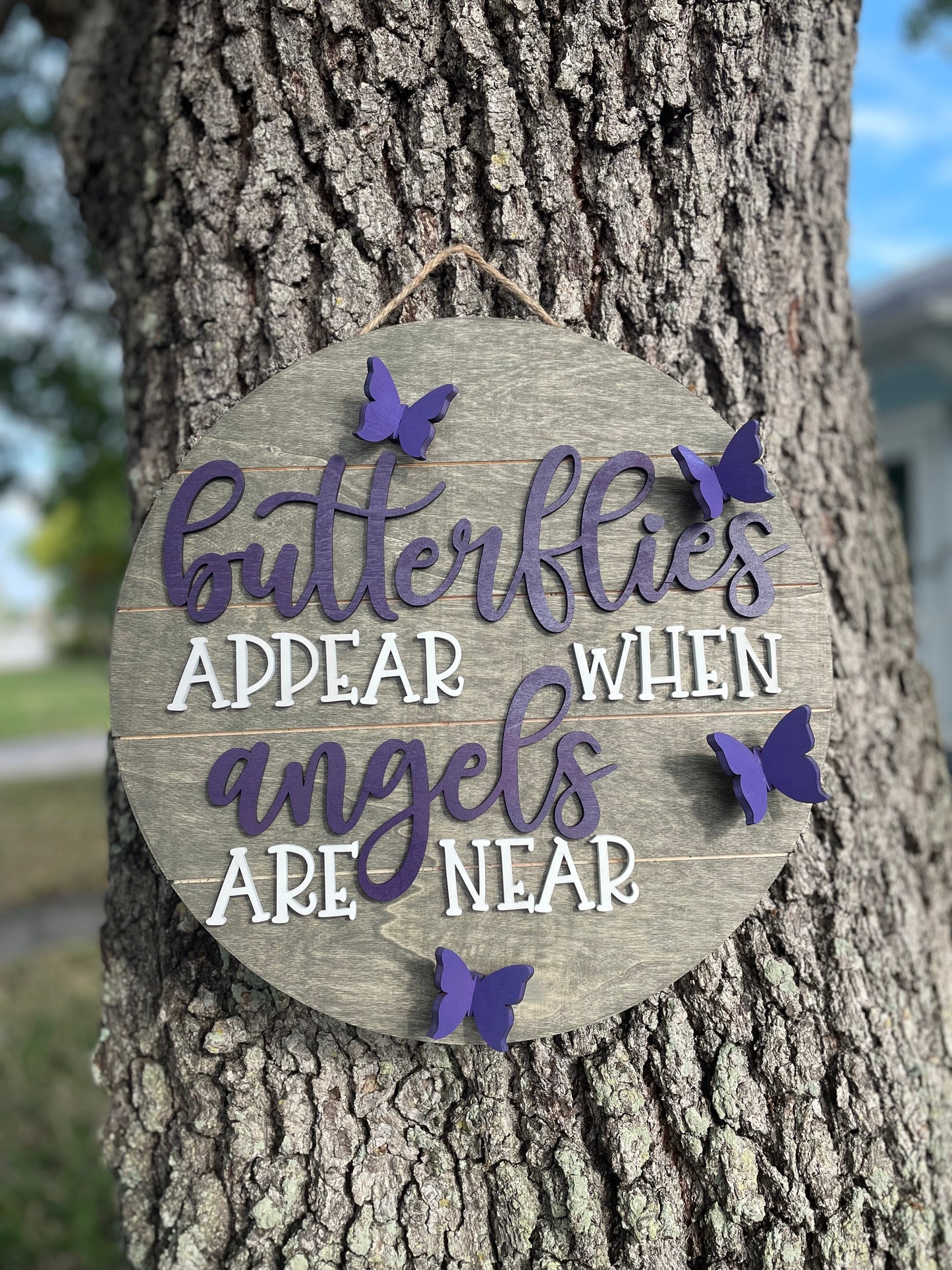 Angels appear 15 inch round hanging sign